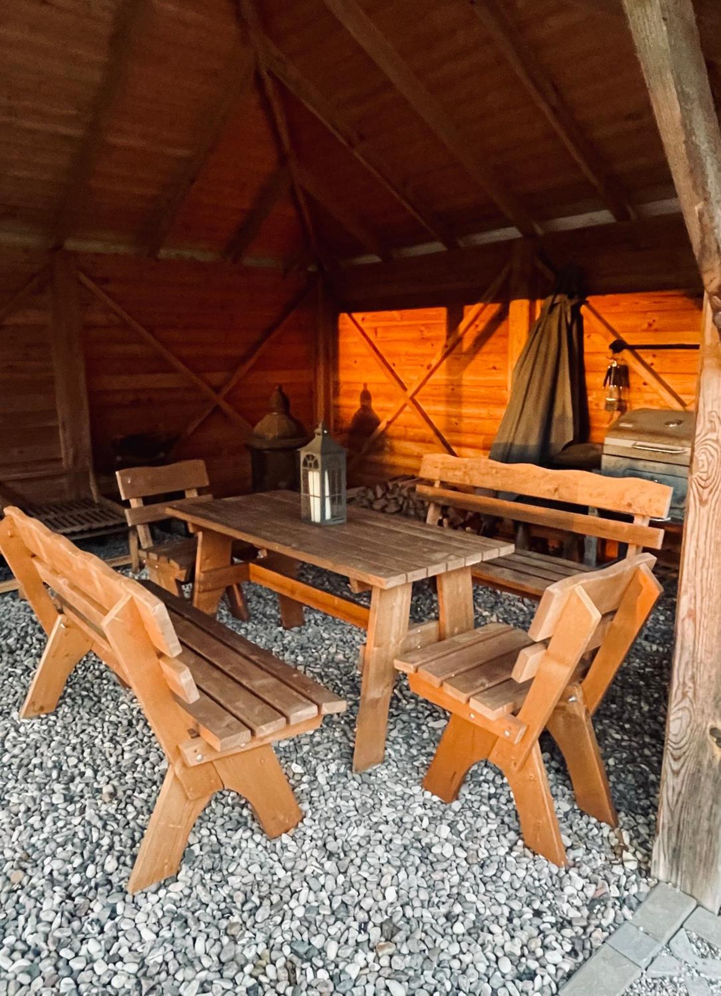 Apfelhof Biesenbrow Apartment ภายนอก รูปภาพ
